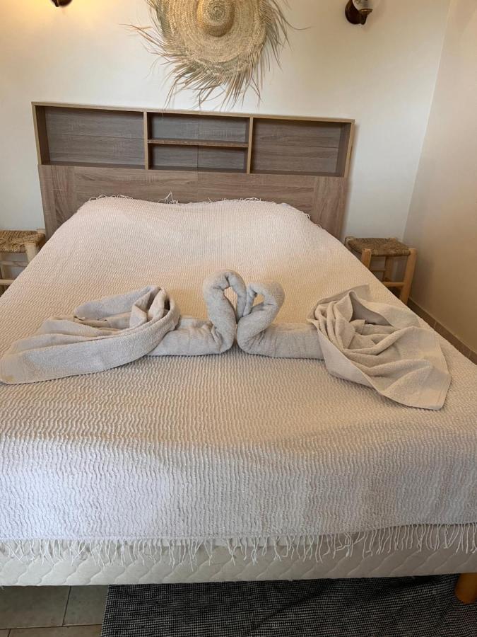 Bed and Breakfast Les Saladelles Saintes-Maries-de-la-Mer Esterno foto
